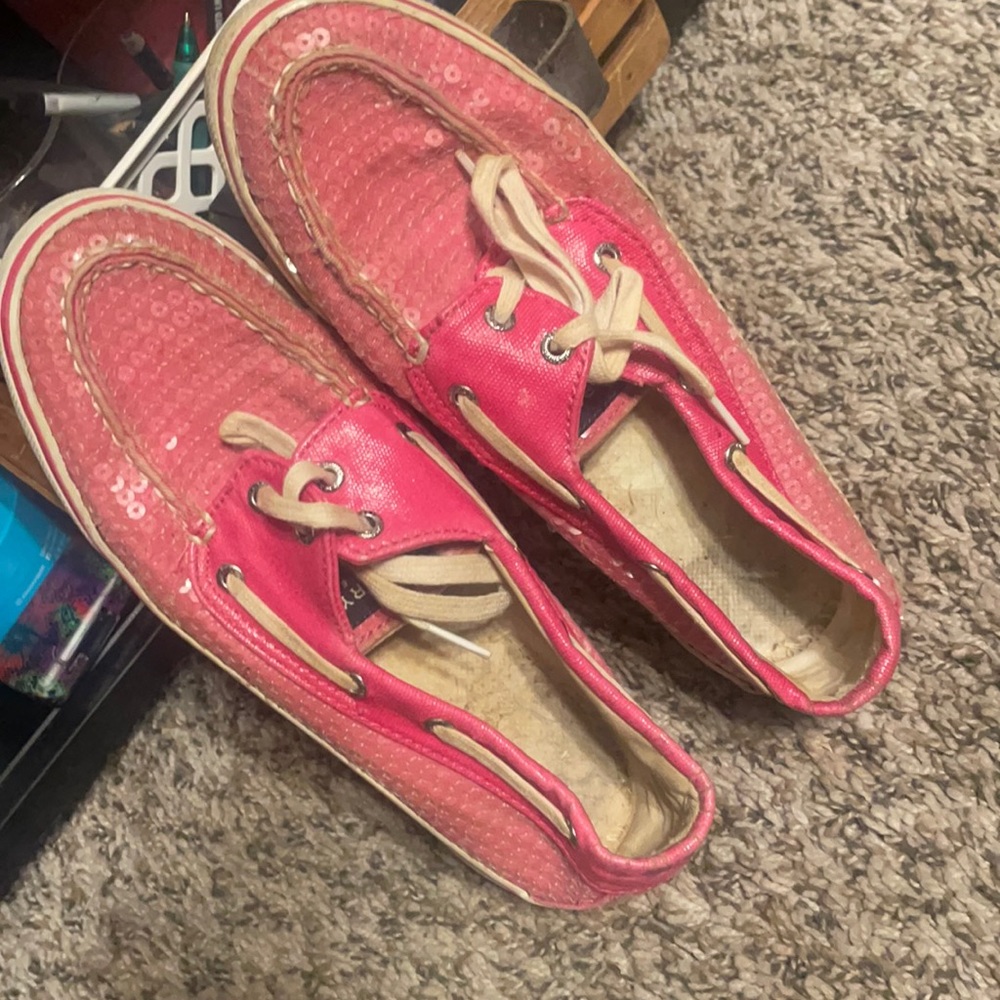 Pink sperry